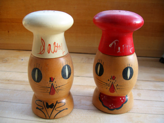 Sold at Auction: Vintage 1950's Black Americana Salty & Peppy Chefs  Yellow Salt & Pepper Shakers
